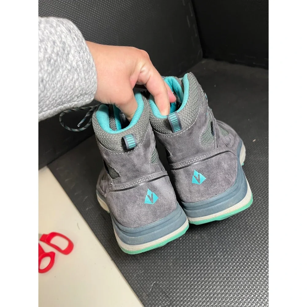 Vasque Mesa Trek UltraDry 7449 Hiking‎ Boots Trails Gray Green Womens Size 10.5